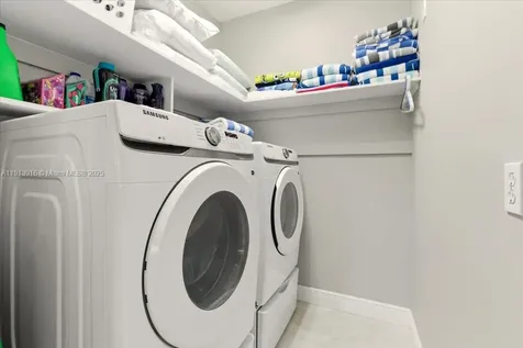 9353 Cove Point Circle Boynton Beach FL 33472