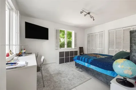 4120 Hardie Avenue Miami FL 33133