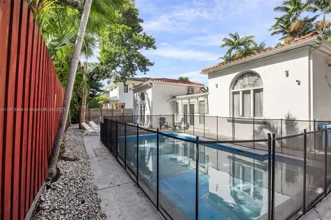 4120 Hardie Avenue Miami FL 33133