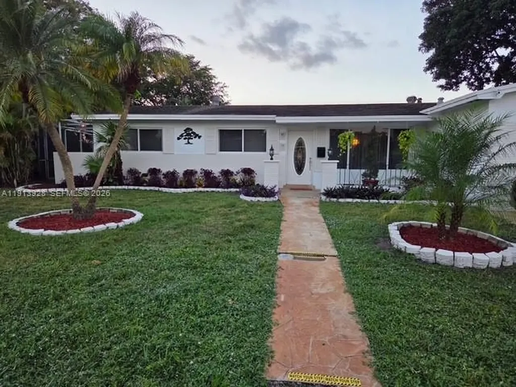 2070 NW 82nd Avenue Pembroke Pines FL 33024
