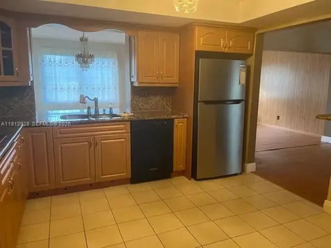 2070 NW 82nd Avenue Pembroke Pines FL 33024
