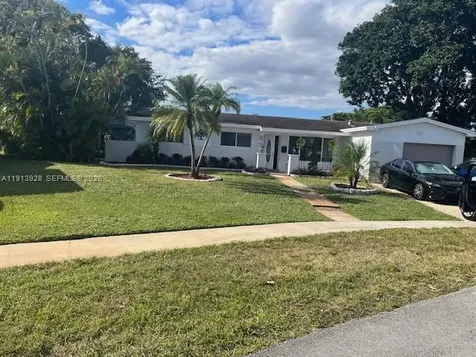 2070 NW 82nd Avenue Pembroke Pines FL 33024