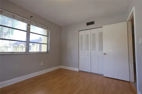 7825 Miller Drive Miami FL 33155