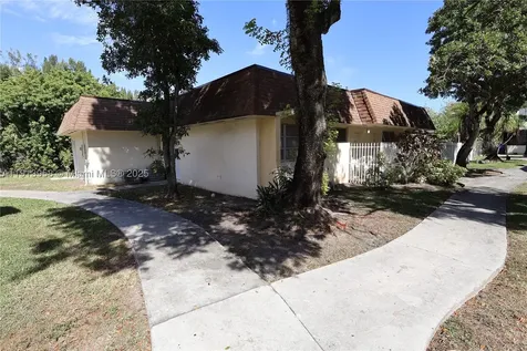 7825 Miller Drive Miami FL 33155