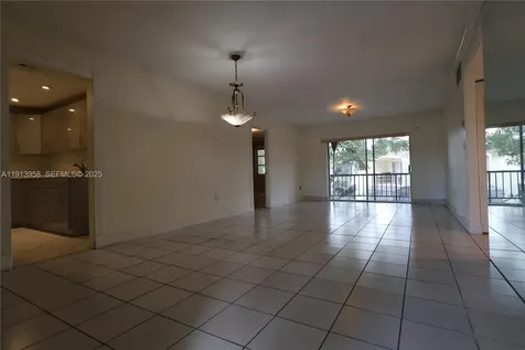 7825 Miller Drive Miami FL 33155