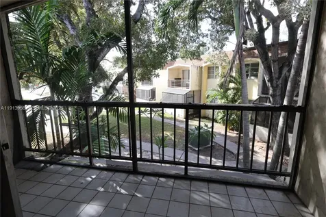 7825 Miller Drive Miami FL 33155