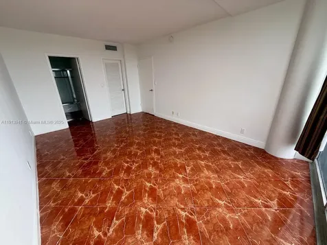 900 Bay Drive Miami Beach FL 33141