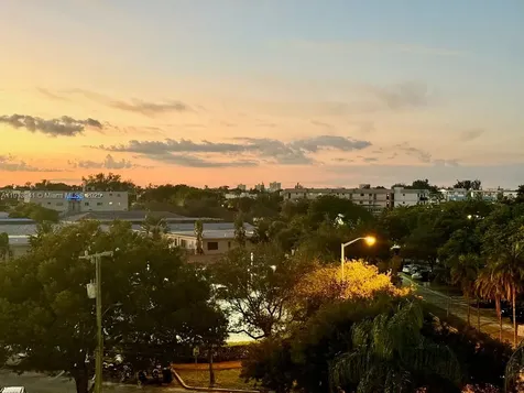 900 Bay Drive Miami Beach FL 33141