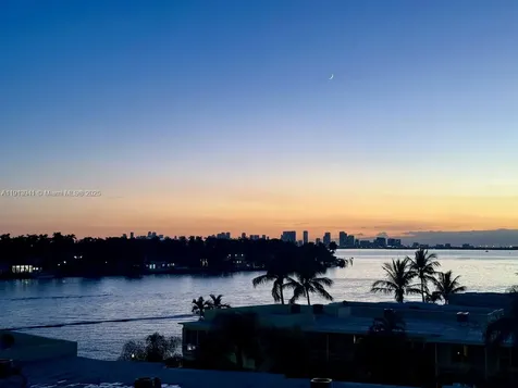 900 Bay Drive Miami Beach FL 33141