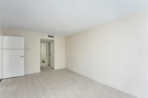 7601 E Treasure Drive North Bay Village FL 33141