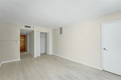 7601 E Treasure Drive North Bay Village FL 33141