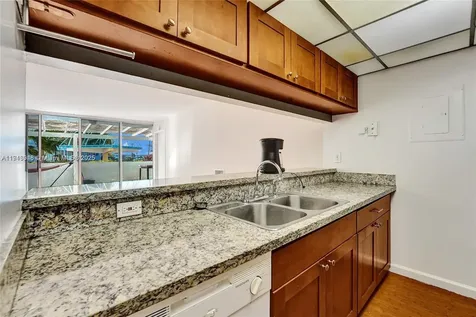 7601 E Treasure Drive North Bay Village FL 33141