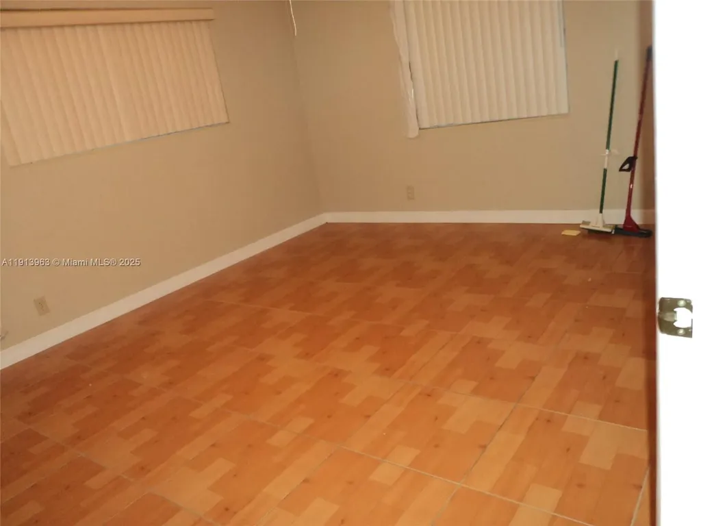 2611 Rodman Street Hollywood FL 33020