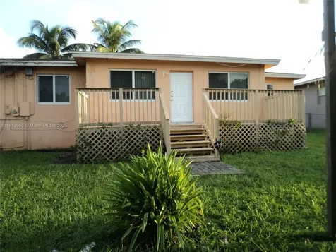 2611 Rodman Street Hollywood FL 33020