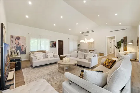 520 Bay Point Road Miami FL 33137