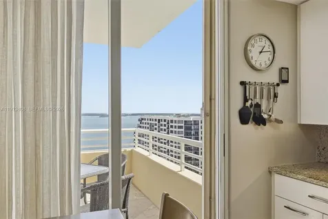 888 Brickell Key Drive Miami FL 33131
