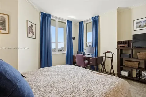 888 Brickell Key Drive Miami FL 33131