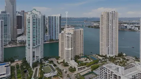888 Brickell Key Drive Miami FL 33131