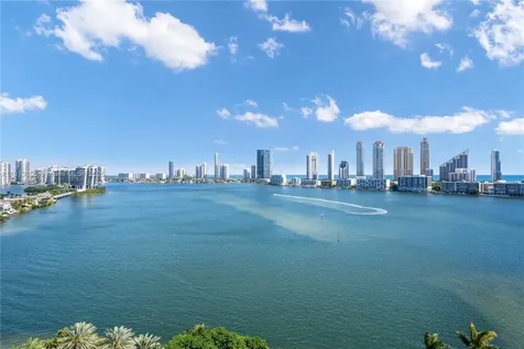 2600 Island Boulevard Aventura FL 33160