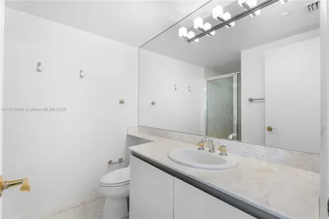 2600 Island Boulevard Aventura FL 33160