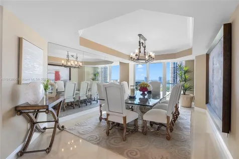 2600 Island Boulevard Aventura FL 33160