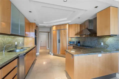 2600 Island Boulevard Aventura FL 33160