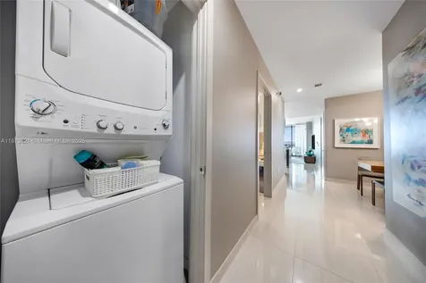 480 NE 31st Street Miami FL 33137