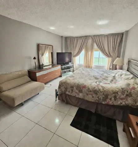 3800 S Ocean Drive Hollywood FL 33019