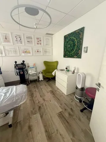 2500 E Hallandale Beach Boulevard Hallandale Beach FL 33009