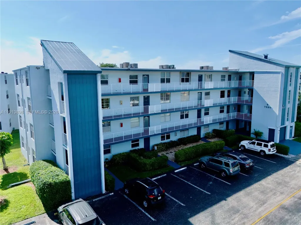 7690 NW 18th Street Margate FL 33063
