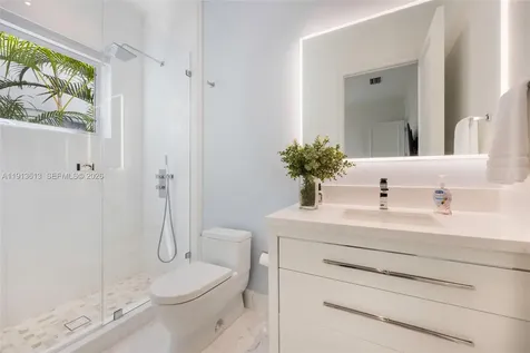 2760 Brickell Court Miami FL 33129