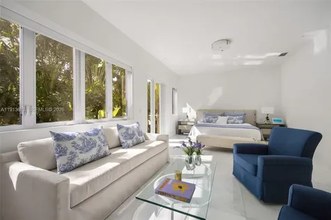 2760 Brickell Court Miami FL 33129