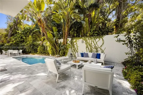 2760 Brickell Court Miami FL 33129