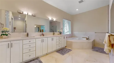9424 SW 123rd Terrace Miami FL 33176