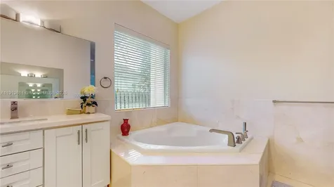 9424 SW 123rd Terrace Miami FL 33176