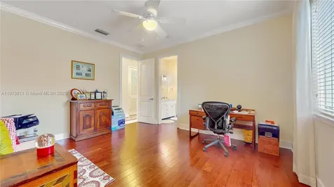 9424 SW 123rd Terrace Miami FL 33176