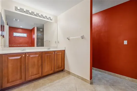 1924 SW Jamesport Drive Port Saint Lucie FL 34953