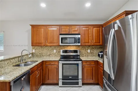 1924 SW Jamesport Drive Port Saint Lucie FL 34953