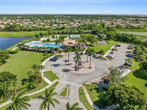 1924 SW Jamesport Drive Port St. Lucie FL 34953