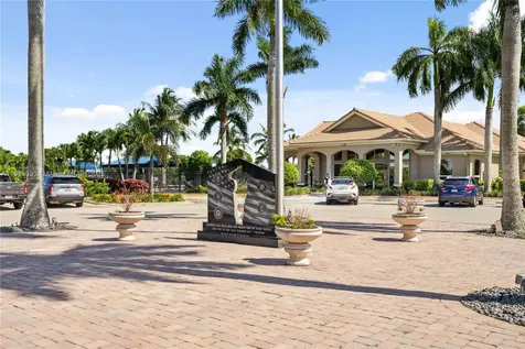 1924 SW Jamesport Drive Port Saint Lucie FL 34953