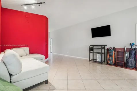 1924 SW Jamesport Drive Port Saint Lucie FL 34953