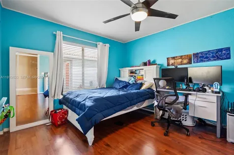 1924 SW Jamesport Drive Port St. Lucie FL 34953