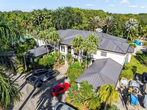 10395 SW 67th Avenue Pinecrest FL 33156
