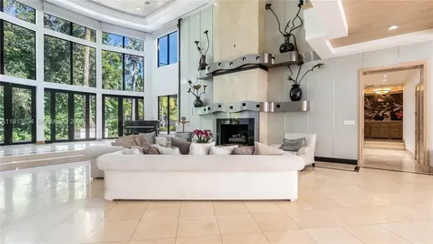 10395 SW 67th Avenue Pinecrest FL 33156