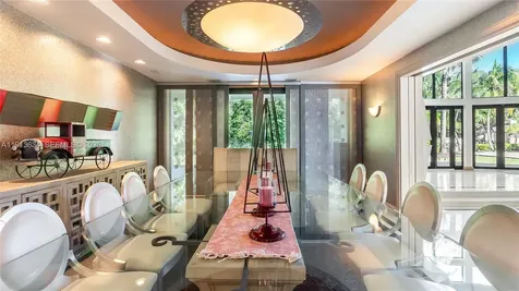 10395 SW 67th Avenue Pinecrest FL 33156