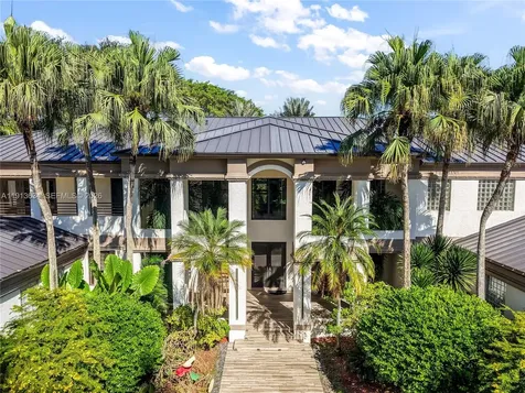 10395 SW 67th Avenue Pinecrest FL 33156