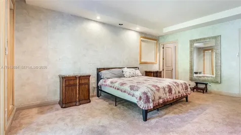 10395 SW 67th Avenue Pinecrest FL 33156