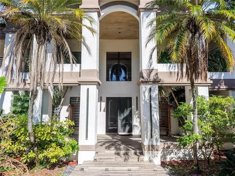 10395 SW 67th Avenue Pinecrest FL 33156