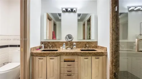 10395 SW 67th Avenue Pinecrest FL 33156