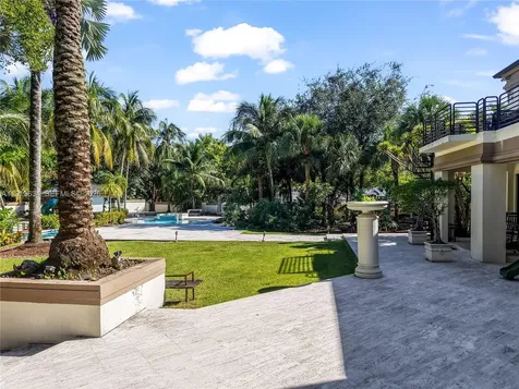 10395 SW 67th Avenue Pinecrest FL 33156